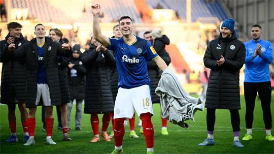 Wechselt zurück in die Heimat: Holstein-Kiel-Stürmer Aldin Jakupovic. (Archivbild)
