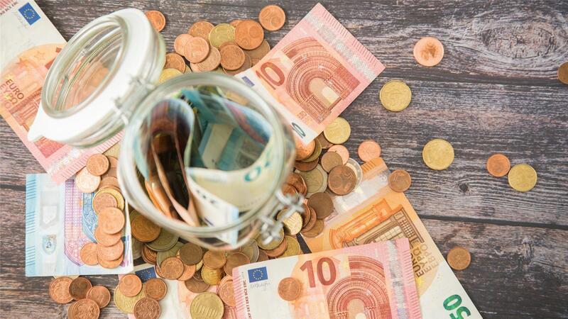 Phishing-SMS auch im Kreis Stade im Umlauf – Das sind die Tricks der Betrüger Weder die Polizei noch die Feuerwehr oder andere seriöse Einrichtungen fordern eine Bargeldübergabe.Foto: dpa-tmn