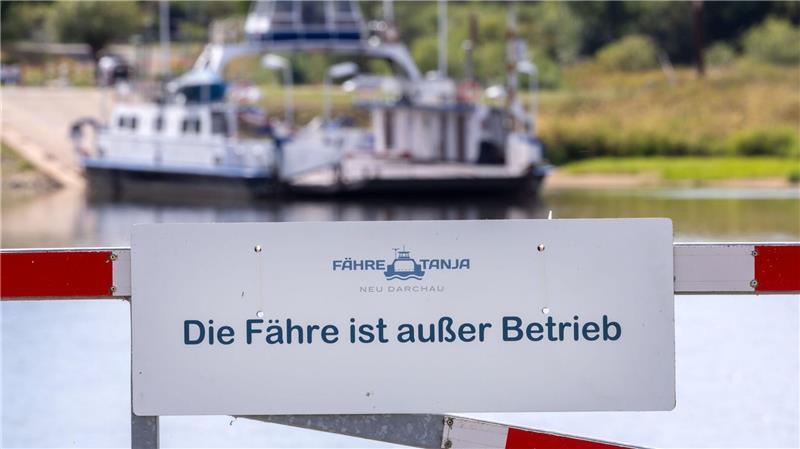 Wegen Eisgangs auf der Elbe fährt die Elbfähre „Amt Neuhaus“ zwischen Bleckede und Neu Bleckede vorerst nicht mehr. (Symbolbild)