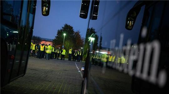 Wegen Streiks fuhren am Freitag im Norden fast keine Busse von privaten Busunternehmen. (Archivbild)