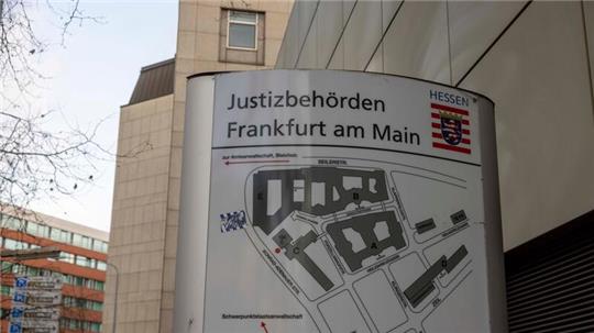 Wegen einer tödliche Auseinandersetzung nach einem Fußballturnier ist ein Jugendlicher zu einer Bewährungsstrafe von zwei Jahren verurteilt worden.