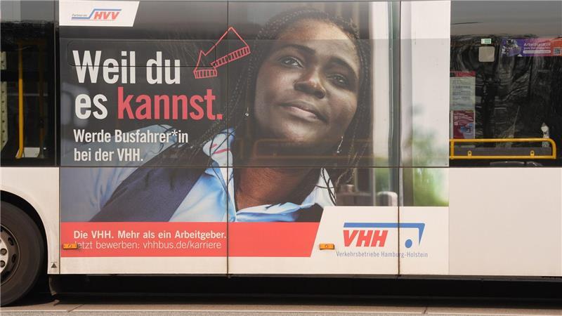 Wegen eines Streikaufrufs müssen sich viele Fahrgäste der VHH-Busse am Mittwoch ein anderes Verkehrsmittel suchen. (Archivbild)