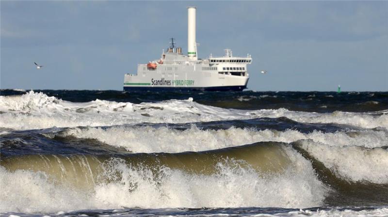 Fährverkehr zwischen Rostock und Gedser ruht wetterbedingt Wegen stürmischer See ruht der Schiffsverkehr zwischen Rostock und Gedser. (Archivbild)