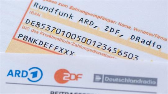 Wegen unbezahlter Rundfunkgebühren ist es im vergangenen Jahr in Hamburg in knapp 6.400 Fällen zu Pfändungen gekommen. (Symbolbild)