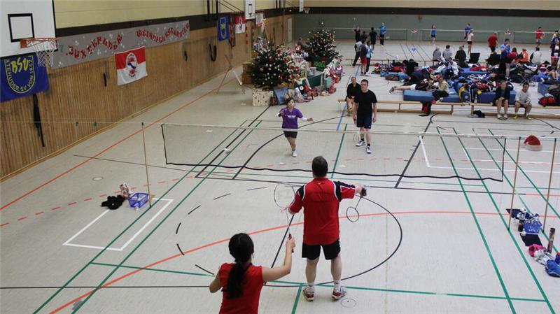 Weihnachtliches Flair in der Halle Süd: Der BSV erwartet knapp 260 Sportlerinnen und Sportler.