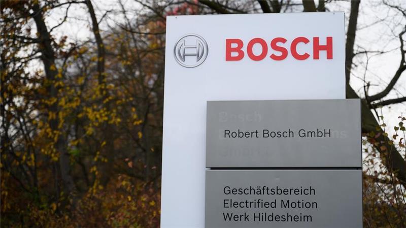 Bosch setzt Rotstift an - 5.550 Stellen sollen wegfallen Weil die Autohersteller weniger Teile für E-Autos kaufen, will Bosch auch in Hildesheim Jobs streichen.