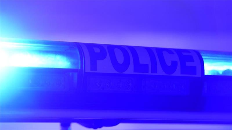 Weil sie ihre 13-jährige Tochter verhungern ließ, ist eine Mutter in Frankreich verurteilt worden.