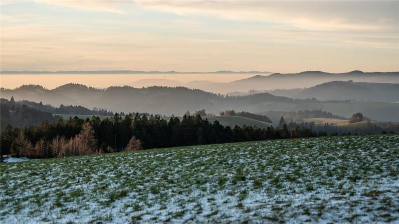 Weiße Weihnachten wohl nur in den Bergen Weiße Weihnachten bleiben wohl den Mittelgebirgen vorbehalten (Archivbild).