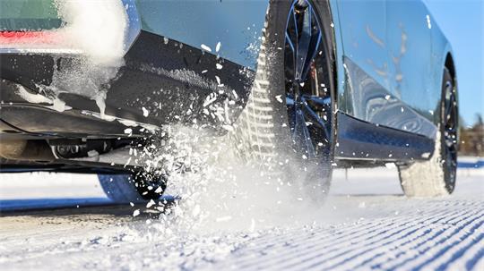 Welche Winterreifen sind wirklich empfehlenswert? Das hat der ADAC getestet.