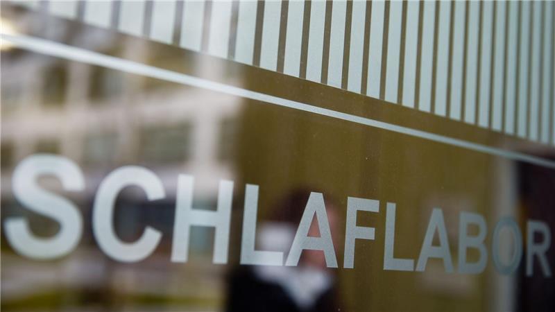 Bewiesen: Darum werden Schichtdienstler häufiger krank Welchen Effekt die Schlafdauer hat, wird auch in Laboren untersucht. (Archivbild)