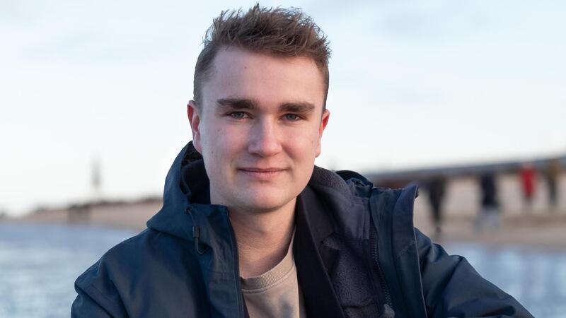 Grünen-Kandidat Christopher Jesse: Greta Thunberg inspirierte ihn Welches Talent der Cuxhavener Bundestagskandidat von Bündnis 90/Die Grünen, Christopher Jesse, gern hätte? „Gedanken lesen zu können.“