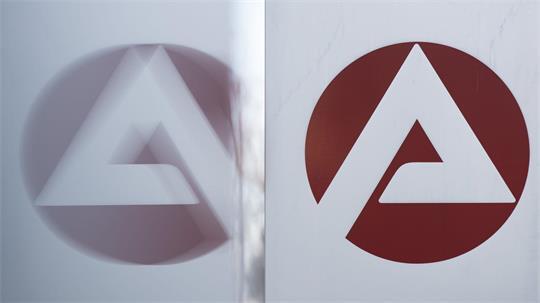 Wenig Belebung am Arbeitsmarkt im Juni. 