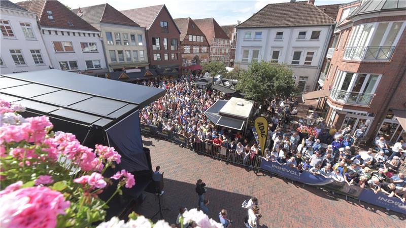 Wenige Minuten vor dem Start der Cyclassics.
