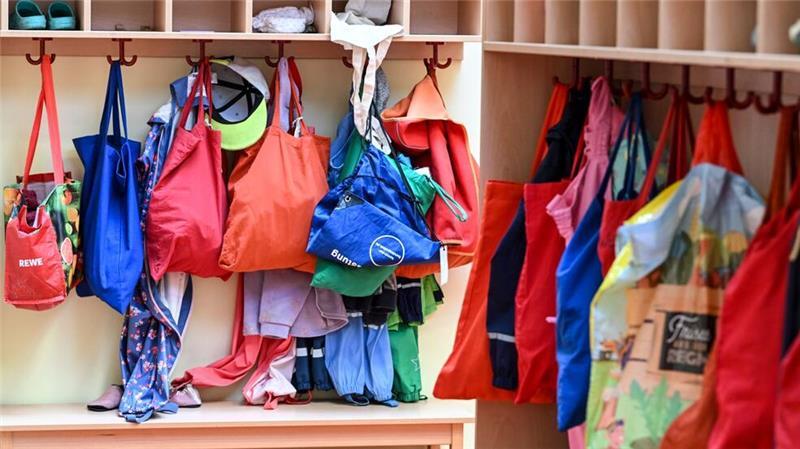 Wenn das Personal kurzfristig fehlt, muss die Kita schließen. (Archivbild)