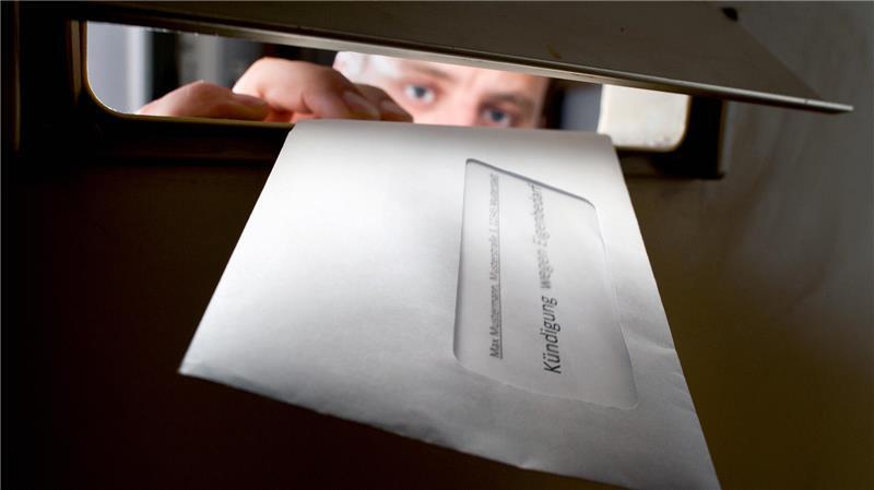 Wenn der Vermieter eine Kündigung wegen Eigenbedarfs ausspricht, sitzt der Schock bei Mietern oft tief. Ganz machtlos sind sie dagegen aber nicht.