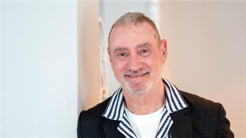 KI, Klitschko und „volle Kraft voraus“ beim OMR-Festival Wenn nötig, würde Roland Emmerich auch KI im Film nutzen. Bisher aber kommen seine Werke noch ohne aus.