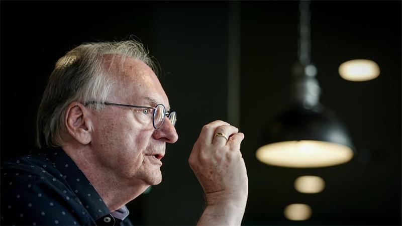 Brandmauer gegen die AfD - gescheitert oder unverzichtbar? „Wenn permanent alles ganz furchtbar ist, hat man leichtes Spiel mit der Ankündigung, ein Land vom Kopf auf die Füße stellen zu wollen“, sagt Reiner Haseloff (CDU).