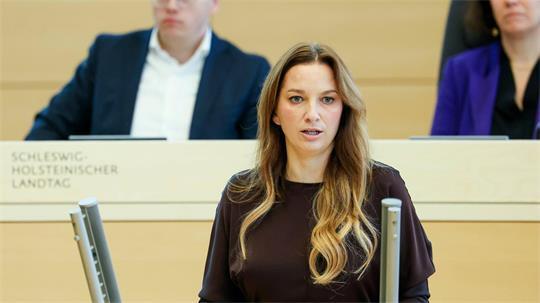 „Wenn sich Anforderungen verändern, müssen sich auch die gesetzlichen Grundlagen weiterentwickeln“, sagte Innenministerin Magdalena Finke (CDU). (Archivbild)