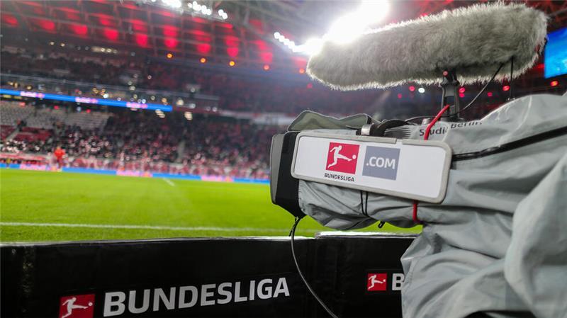 TV-Rechte: Bundesliga kassiert 4,484 Milliarden – Was wo zu sehen ist Wer alle Spiele seines Lieblingsclubs in der 1. Liga sehen will, benötigt auch zukünftig zwei Abonnements.