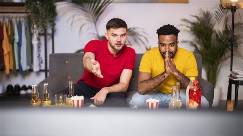 Wie Sie die schlaflose Superbowl-Nacht gut überstehen Wer es am Montag nach dem Superbowl nicht schafft, sich während des Tages auszuruhen, holt sich in der nächsten Nacht automatisch, was er braucht.