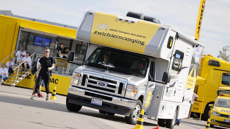 Wer fährt den kanadischen C-25-Camper am sichersten?