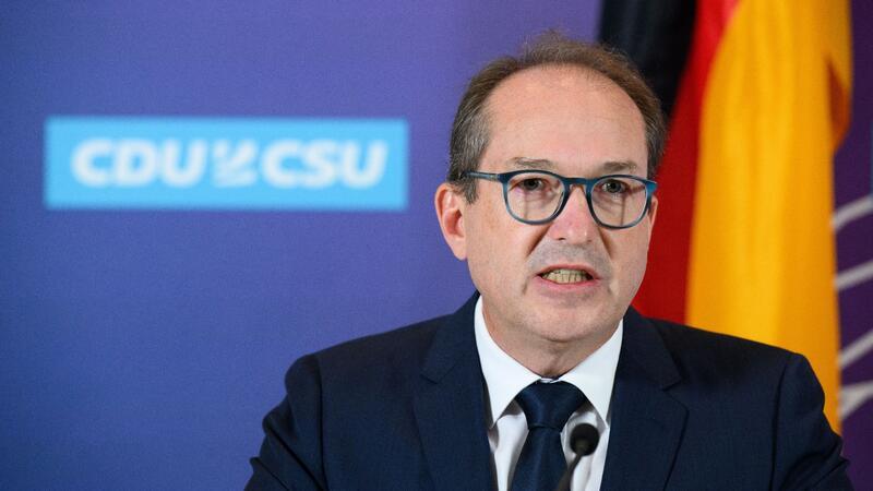 Unionspolitiker fordern härtere Strafen für Antisemitismus „Wer gegen Israel hetzt, soll mit mindestens sechs Monaten Haft rechnen müssen“: Alexander Dobrindt.