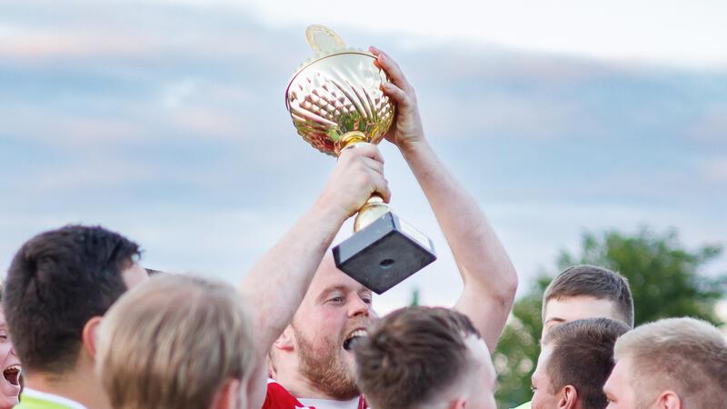 Wer gewinnt in dieser Saison den Kreispokal, nachdem der Deinster SV, der den Pokal zwei Mal in Folge gewann, nun auf Bezirksebene spielt?