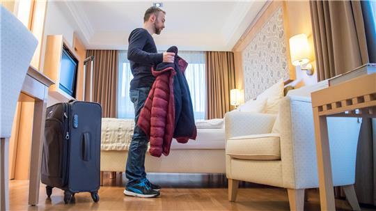 Wer in Drochtersen übernachtet, zahlt seit Januar drei Prozent Bettensteuer - Vermieter müssen sie halbjährlich abführen (Symbolbild).