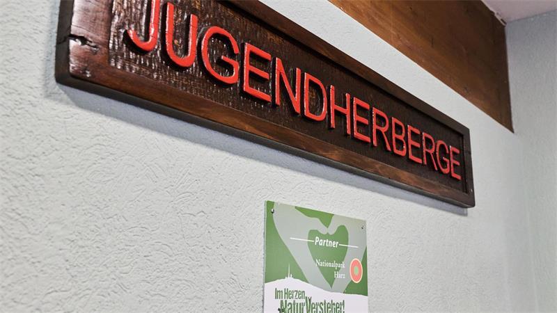 Kurzentschlossen? Wo es noch Betten in Jugendherbergen gibt Wer in einer Jugendherberge übernachten möchte, muss Mitglied sein.