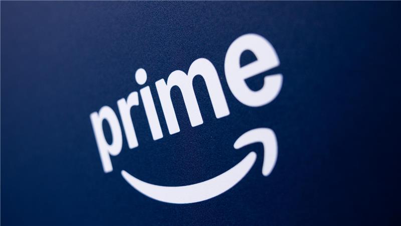 Werbung statt Werbefreiheit: Amazon führte im Februar 2024 ohne Zustimmung der Kunden Werbeunterbrechungen bei Prime Video ein, wer keine Werbung will, muss seitdem 2,99 Euro mehr zahlen.