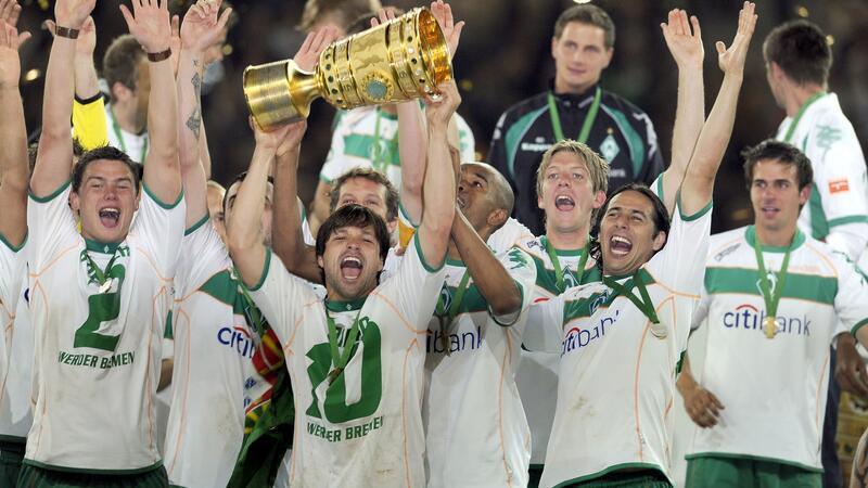 Paukenschlag: Diego spielt noch einmal im Weserstadion Werder Bremens Ex-Star Diego (mit dem DFB-Pokal) kehrt für ein Abschiedsspiel an die Weser zurück.