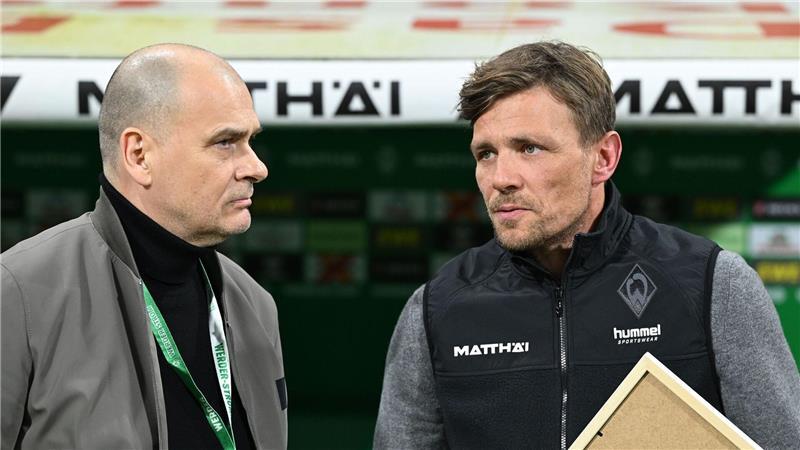 Werder vor Leipzig: Boniface-Kilos und Rückhalt für Fritz Werder Bremens Vorsitzender der Geschäftsführung, Klaus Filbry (l), und Profifußball-Geschäftsführer Clemens Fritz. (Archivbild)