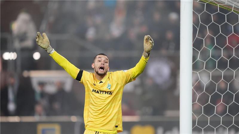 Werder-Torwart Mio Backhaus. 