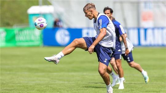 Werders neuer Stürmer: Der ehemalige Schalker Keke Topp.