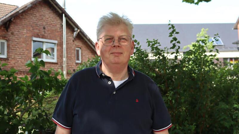 Zevener Großvater in New York? Enkel lüftet das Familien-Tabu Werner Fromm (68) lebt heute in Ostfriesland. Seine Wurzeln liegen aber in Hemel, einem kleinen Dorf bei Zeven und führen ihn bis in die USA.