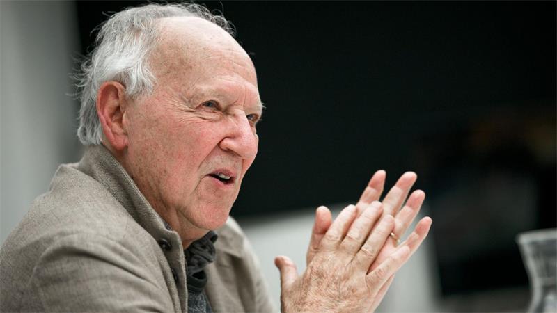 Robert Pattinson und Werner Herzog in Venedig Werner Herzog zeigt im Wettbewerb „Bucking Fastard“. (Archivbild)