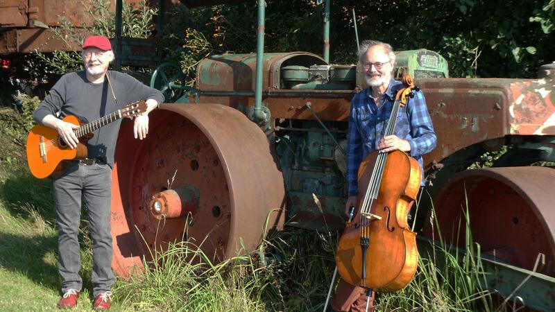 Werner Winkel und Wieland Nord von Plattgold präsentieren bekannte Melodien auf Platt.