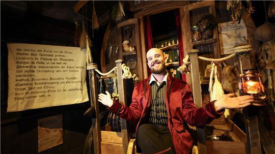 Wie hat sich so ein Quacksalber im 19. Jahrhundert eigentlich so durchgeschlagen? Einblicke gibt eine neue Show im Hamburg Dungeon.