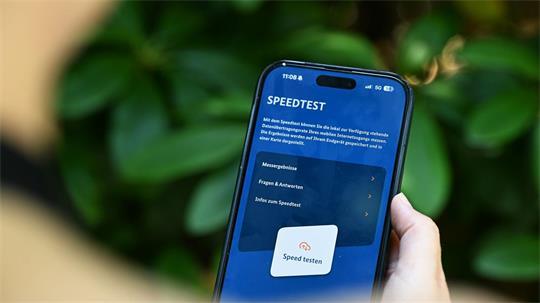 Wie ist mein Handyempfang? Zehntausende Menschen zückten ihr Smartphone, um diese Frage zu klären.