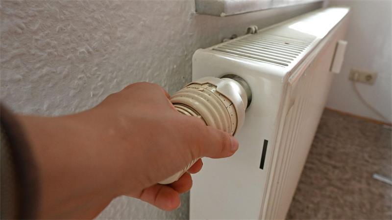 Wie können Mehrfamilienhäuser kostengünstig und umweltfreundlich beheizt werden? Der Energiedienstleister Techem sieht bei einer bestimmten Technik viele Vorteile. (Symbolbild)