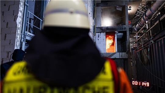 Wie lässt sich ein Treppenhaus als einziger Rettungsweg sichern? 