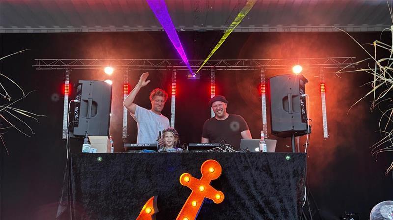Wie schon bei der Langen Nacht spielt das DJ-Kollektiv von Electrö auch zur Eröffnung der neuen Bar auf dem Ankerplatz.