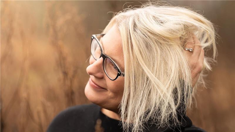 Wie sie mit ihren blonden Haaren aussieht, hielt Mareike Henning kurz vor der Chemotherapie im Bild fest.