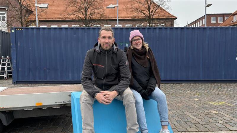 Wiebke Wilkens mit Ben Smarsly von der Navitas Umweltservice GmbH.