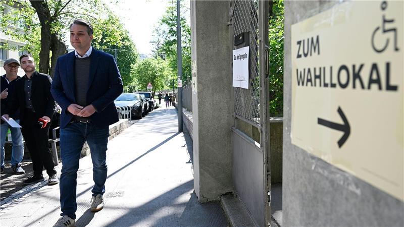 Wahl in Wien - Sozialdemokraten gewinnen trotz starker FPÖ Wiens FPÖ-Spitzenkandidat Dominik Nepp setzte im Wahlkampf auf die Themen Sicherheit und Migration.