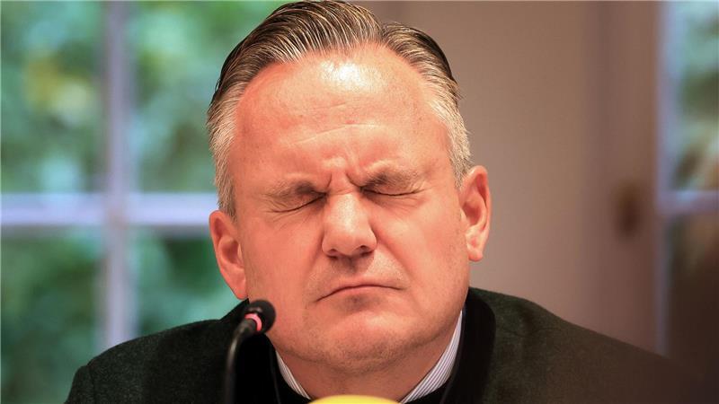 Nach Überfüllung: Was sich künftig auf der Wiesn ändern soll Wiesn-Chef Scharpf äußerte sein Bedauern.