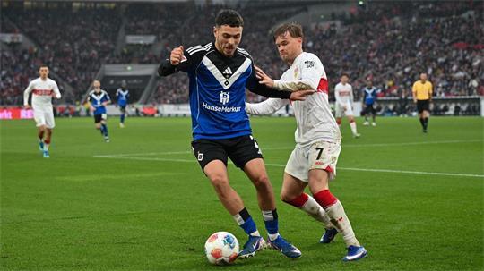 William Mikelbrencis (l.) schließt sich Darmstadt 98 an.