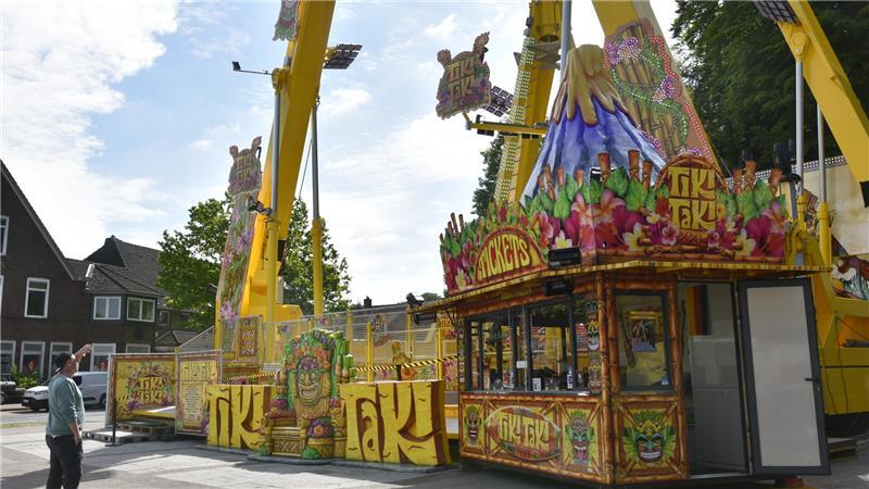 Pfingstmarkt Neukloster: Robert Paulsen lebt für den Kirmes-Kick Willkommen im Tiki Taki Land - für 7 Euro Eintritt.