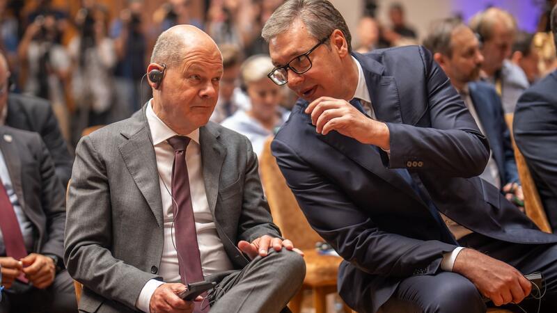 EU und Serbien schmieden Lithium-Pakt für E-Autos Win-Win-Situation: Für den serbischen Präsidenten Vucic ist das Lithium-Projekt ein Milliarden-Deal, Kanzler Scholz will vor allem die Abhängigkeit von China reduzieren.