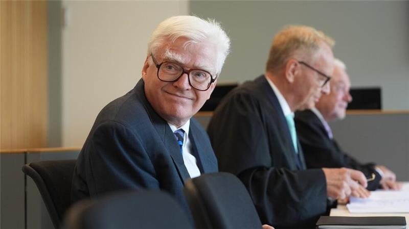 Winfried Stöcker war wegen eines nicht zugelassenen Corona-Impfstoffes zur Zahlung einer Geldstrafe in Höhe von 250.000 Euro verurteilt worden.